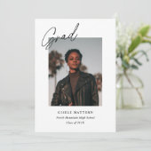 Minimalistisch modern foto Afstuderen Aankondiging (Staand voorkant)