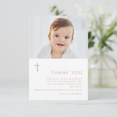 Minimalistisch modern Gold Cross Photo Baptisme Bedankkaart (Staand voorkant)