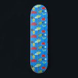 Minimalistisch modern kunstskateboard persoonlijk skateboard<br><div class="desc">Dit minimalistische moderne artistieke skateboard is de perfecte mix van moderne, abstracte vormen en kitsch uit het midden van de eeuw. Het minimalistische kunstontwerp van de jaren '60 biedt een helder kobalt blauw dat normaal gezien alleen wordt gezien op de dienstkleding. De levendige blauwe creëer een achtergrond voor een massa...</div>