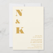 Minimalistisch modern monogram geel weddenschap save the date (Voorkant)
