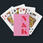 Minimalistisch Modern Monogram Roze Rode Aangepast Pokerkaarten<br><div class="desc">Minimalistische Moderne Monogram Bruiloft Gepersonaliseerde Speelkaarten in Roze en Rood</div>