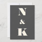 Minimalistisch modern monogram zwart en wit huweli kaart (Voorkant)