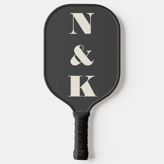 Minimalistisch modern monogram zwart en wit huweli pickleball paddle (Achterkant)