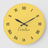 Minimalistisch modern mosterdgeel grote klok (Voorkant)