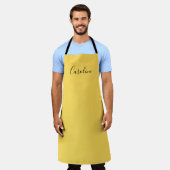 Minimalistisch modern mosterdgeel schort (Gedragen)