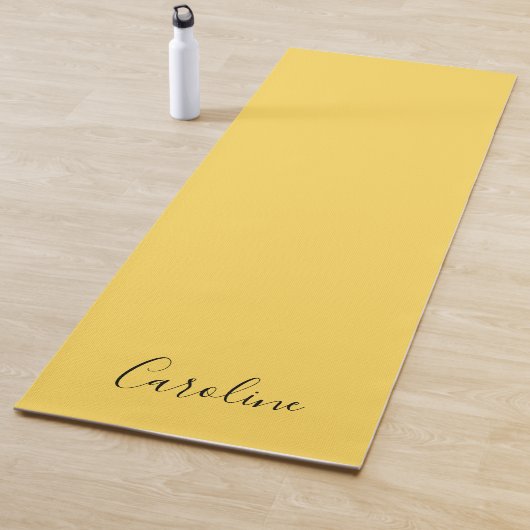 Minimalistisch modern mosterdgeel yogamat (In situ)