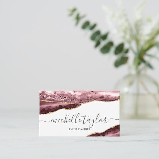 Minimalistisch modern paars handtekeningscript visitekaartje (Staand voorkant)