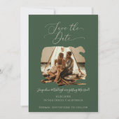 Minimalistisch modern penseellijnscript groen save the date (Voorkant)