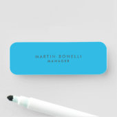 Minimalistisch modern platenblauw naamplaatje (In situ)