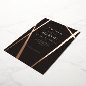 Minimalistisch modern Roos zwart Folie Uitnodiging (Gedraaid)