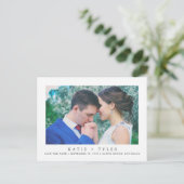 Minimalistisch Modern Save the Date Aankondigingskaart (Staand voorkant)