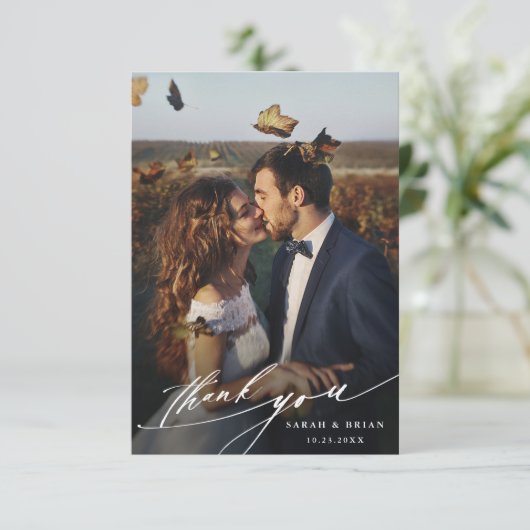 Minimalistisch modern script 2 Photo Wedding Bedankkaart (Staand voorkant)