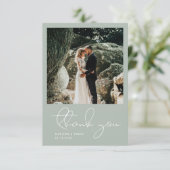 Minimalistisch modern script foto Simple Blue Wedd Bedankkaart (Staand voorkant)