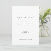 Minimalistisch modern script Huwelijk opslaan de d Save The Date (Staand voorkant)