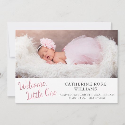 Minimalistisch modern script meisje baby geboorte aankondiging (Voorkant)