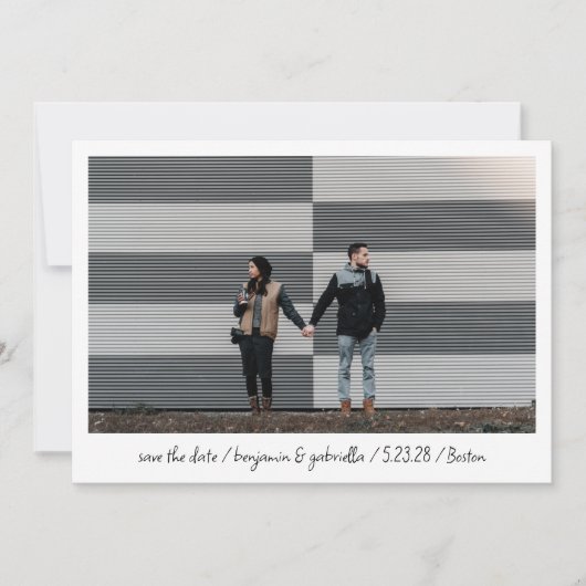 Minimalistisch modern script met foto-bruiloft aankondiging (Voorkant)