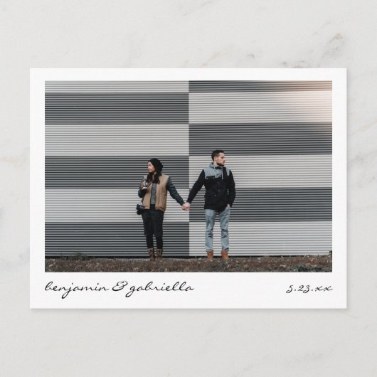 Minimalistisch modern script met foto-bruiloft aankondigingskaart (Voorkant)