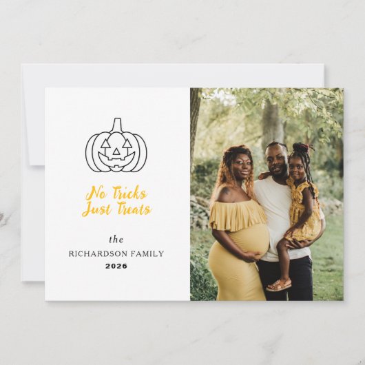 Minimalistisch Modern Spooky Happy Halloween 1 Fot Feestdagenkaart (Voorkant)