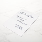 Minimalistisch modern wit zilver sparen de datum folie uitnodiging (Gedraaid)