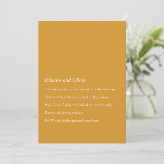 Minimalistisch Modern Yellow Typography Boho Weddi Kaart (Staand voorkant)