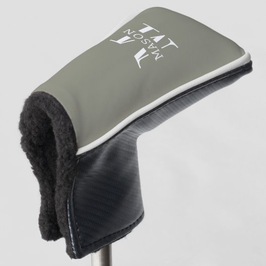 Minimalistisch monogram gepersonaliseerd golfheadcover (3/4 voorkant)