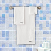 Minimalistisch monogram gepersonaliseerd wit bad handdoek