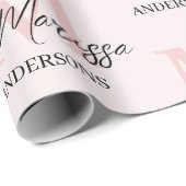 Minimalistisch Monogram Initiaal & Naam Pastel Roz Cadeaupapier (Rol Hoek)