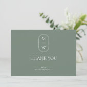 Minimalistisch Monogram Sage Green Wedding Bedankkaart (Staand voorkant)