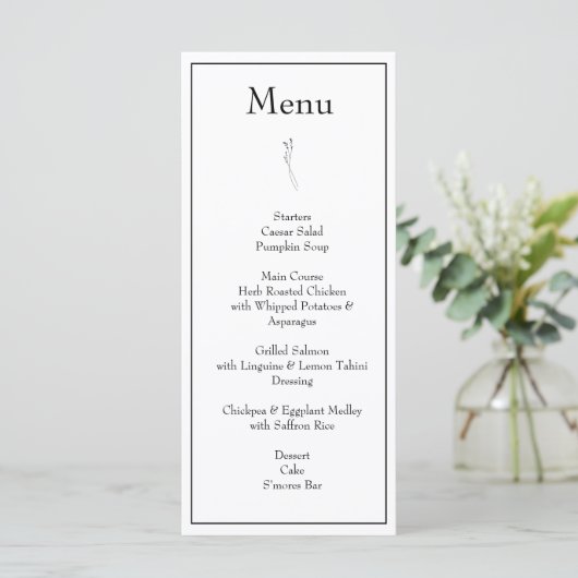 Minimalistisch Monogram Zwart-wit bruiloft Menu (Staand voorkant)