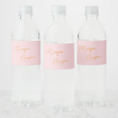 Minimalistisch monogramscript roze waterfles etiket (Flessen)