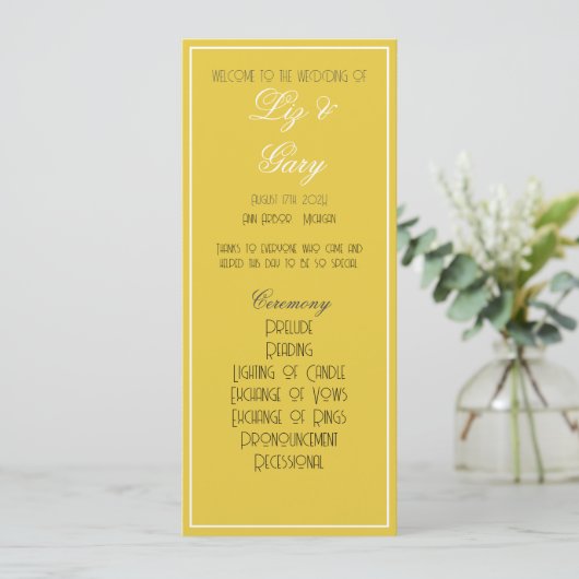 Minimalistisch mosterdgeel programma programmakaart (Staand voorkant)