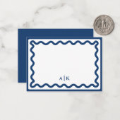 Minimalistisch Navy Blue Wavy Border Monogram Notitiekaartje (Voorkant / Achterkant in situ)