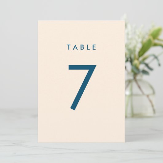 Minimalistisch Navy & Ecru Tafelnummer Kaart (Staand voorkant)