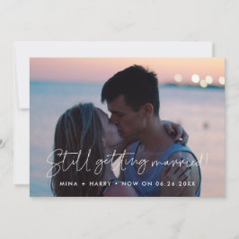 Minimalistisch nog steeds trouwen met huwelijksupd aankondiging