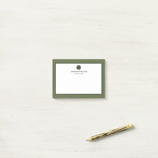 Minimalistisch olive Classic Monogram Post-it® Notes (Op bureau)