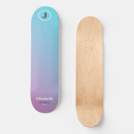 Minimalistisch ontwerp in pastelkleuren persoonlijk skateboard