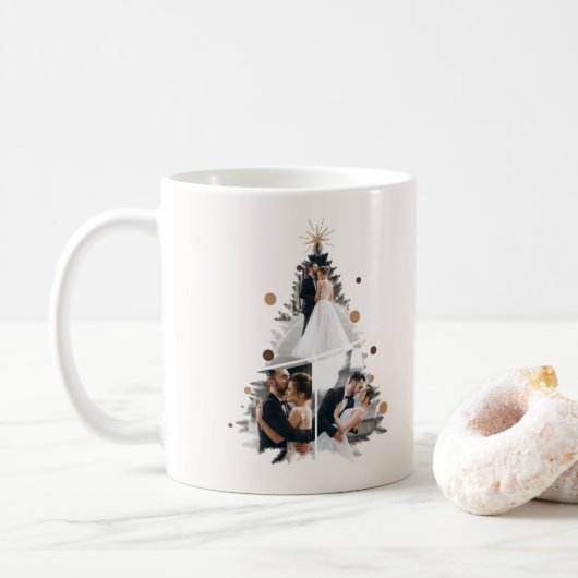 Minimalistisch Onze eerste getrouwde kerst drie fo Koffiemok (Met donut)