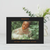 Minimalistisch Oranje zwart Afstuderen foto Aankondiging (Staand voorkant)