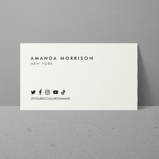 Minimalistisch overzicht van professionele sociale visitekaartje