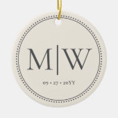 Minimalistisch paar Monogram Foto Ecru Vakantie Keramisch Ornament (Voorkant)