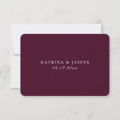 Minimalistisch Paars Plum Wedding RSVP Kaart (Achterkant)