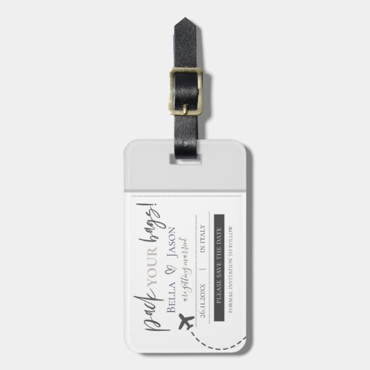 Minimalistisch pakket dat je gebruikt om de datum bagagelabel (Voorkant verticaal)