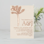 Minimalistisch palmboom Roos Gold beige Weddenscha Folie Uitnodiging (Staand Voorkant)