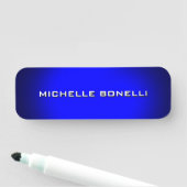 Minimalistisch platte, moderne blauwgrijs naamplaatje (In situ)