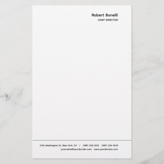 Minimalistisch platte wit modern briefpapier (Voorkant)