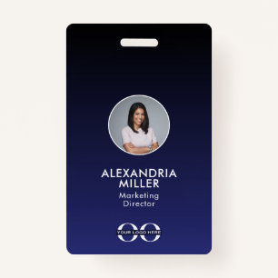 Minimalistisch QR-codenummer voor werknemers Badge