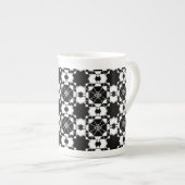 Minimalistisch retro dambordpatroon – monochroom o porselein kop (Voorkant rechts)