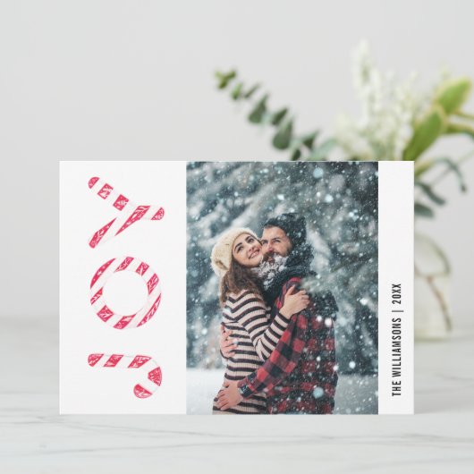 Minimalistisch rode witte streep snoepriet foto feestdagenkaart (Staand voorkant)