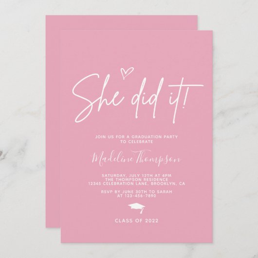 Minimalistisch roze hart Ze deed het Afstuderen Kaart (Voorkant / Achterkant)