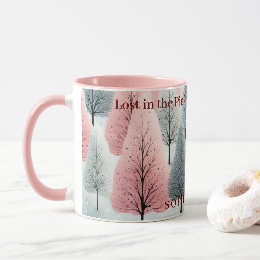 Minimalistisch Roze Winterbos Wonderland Monogram Mok (Met donut)